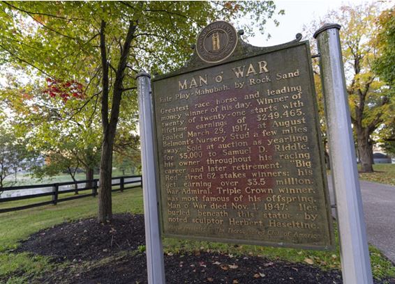 Sign about Man o’ War at Kentucky Horse Park